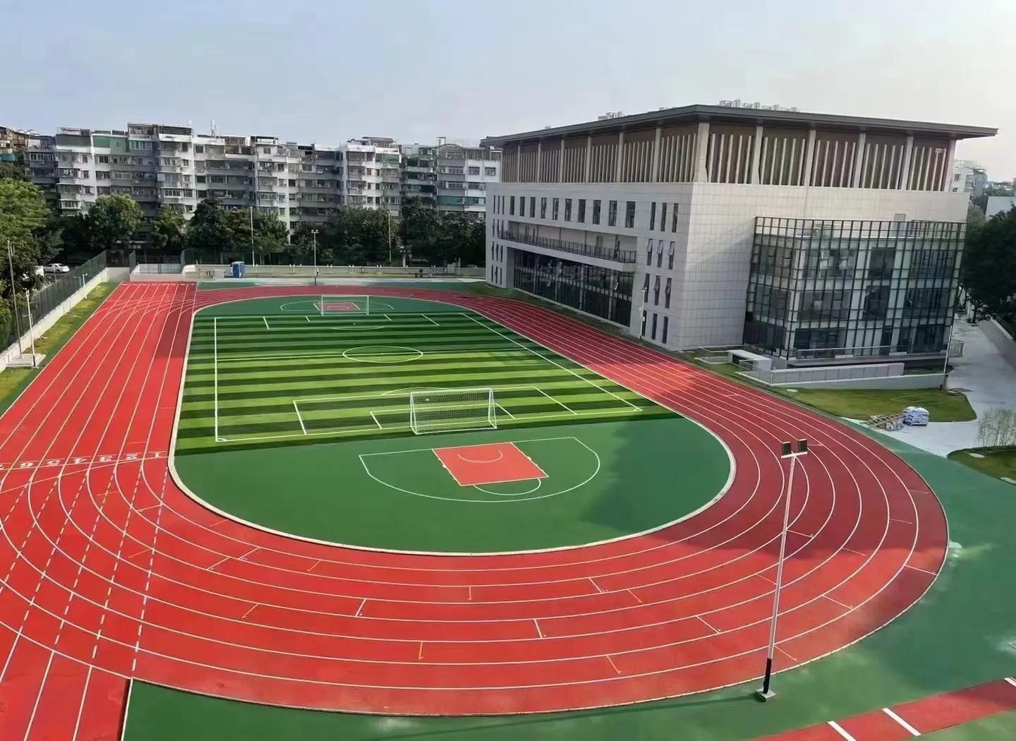 鹤岗市橡胶跑道塑胶篮球场 - 方案